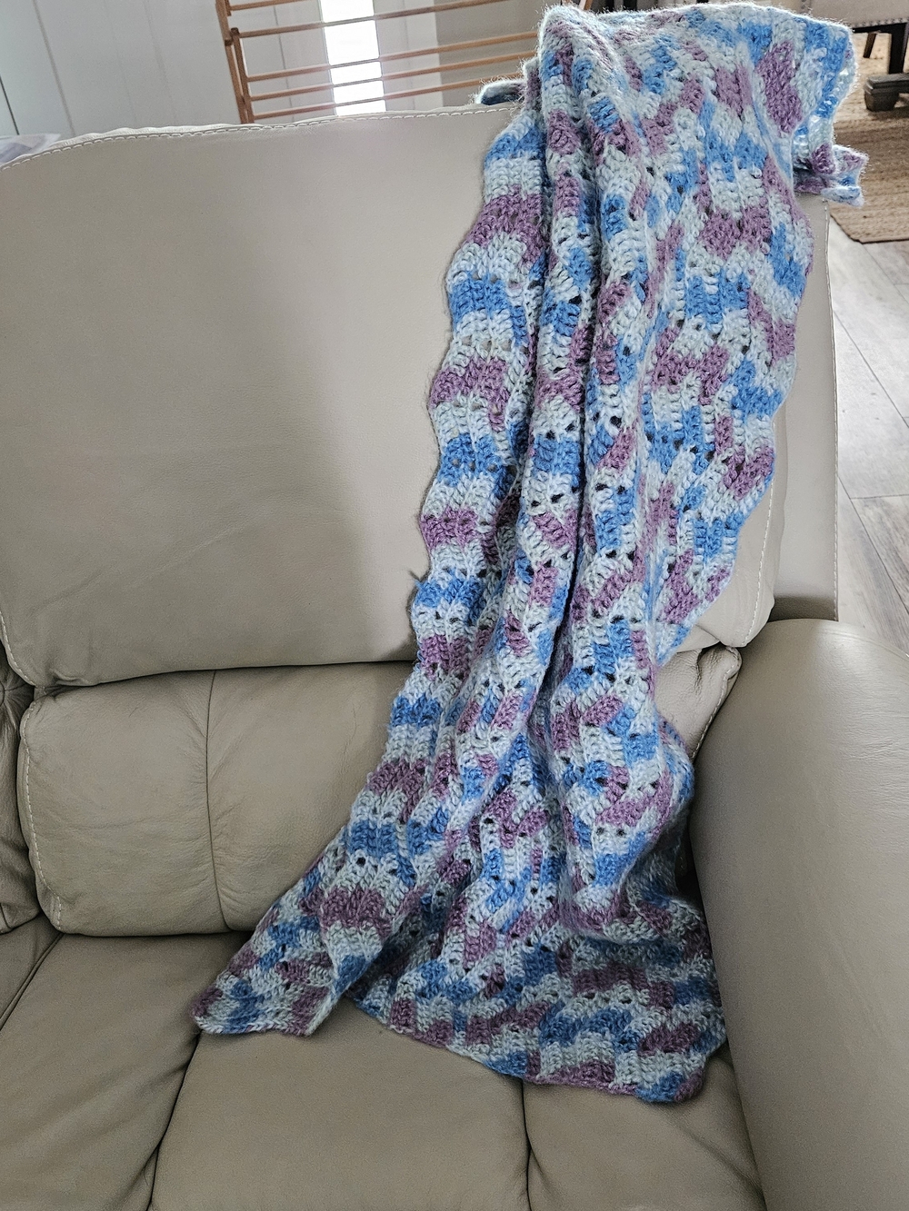 Vintage Handmade Crochet Ripple Afghan Blanket Chevron Throw Purple Blue 21x50